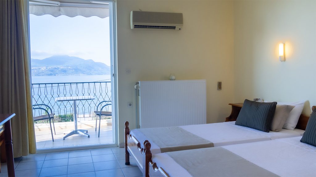 Fani Hotel Agios Nikolaos Edipsos - Superior Studios Sea View